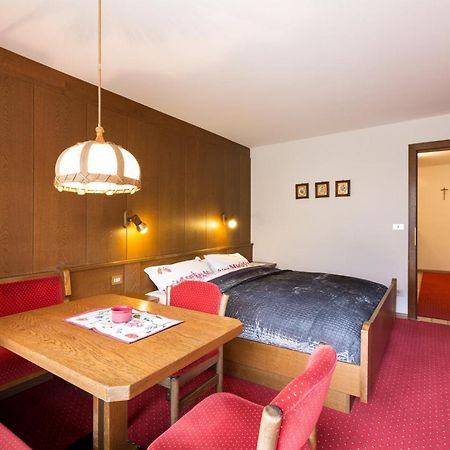Apartments Meisules Ортизей Екстериор снимка