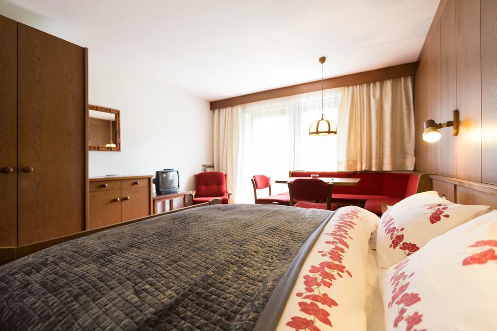 Apartments Meisules Ортизей Екстериор снимка